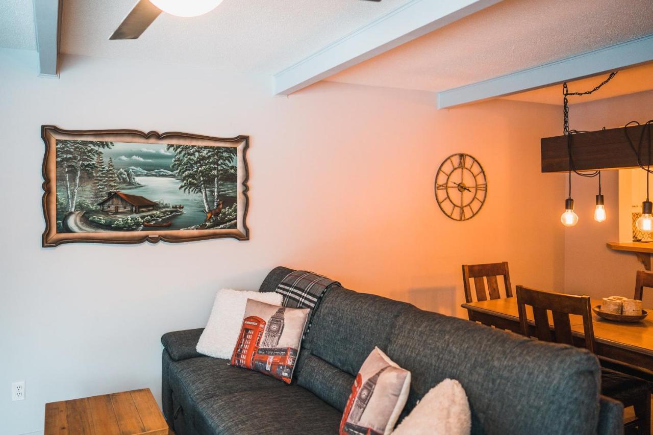 Magnifique Condo Pres Du Lac Tremblant 몽트랑블랑 외부 사진