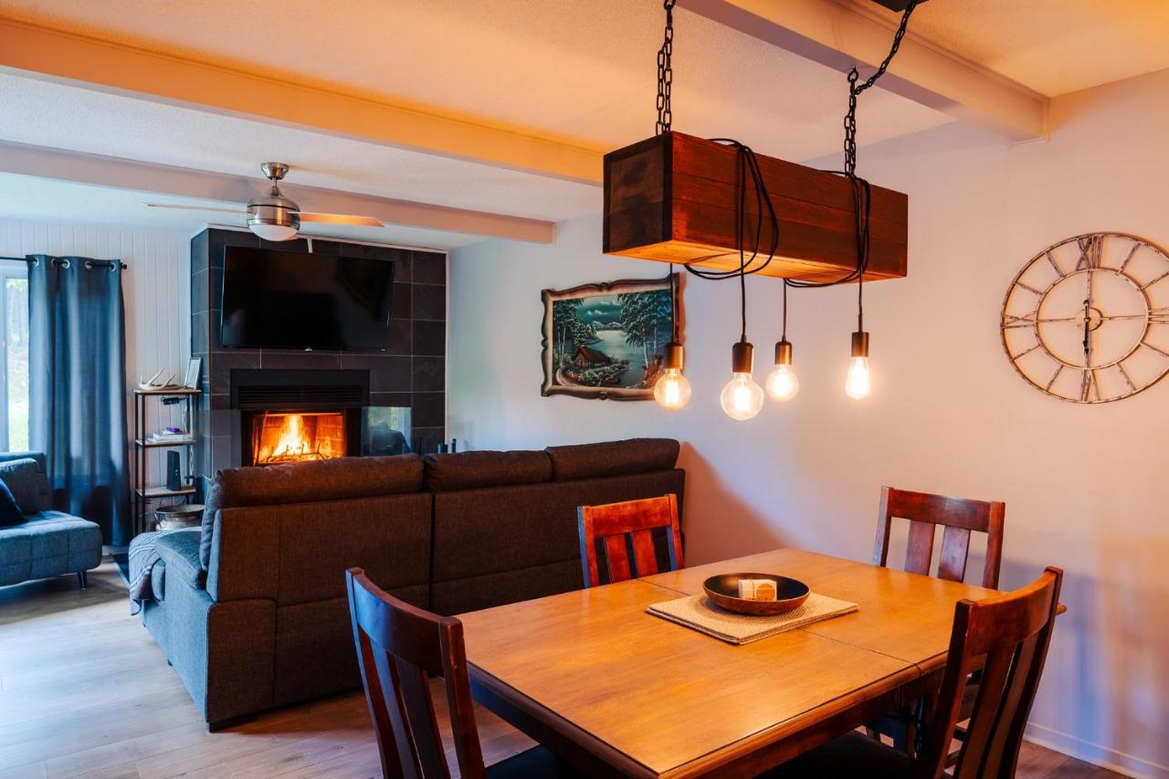 Magnifique Condo Pres Du Lac Tremblant 몽트랑블랑 외부 사진