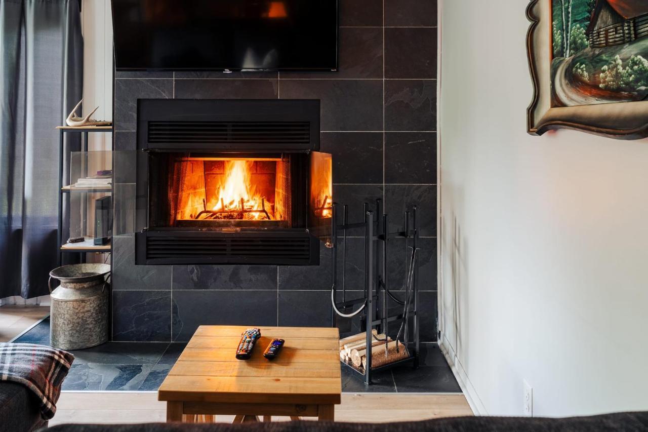 Magnifique Condo Pres Du Lac Tremblant 몽트랑블랑 외부 사진